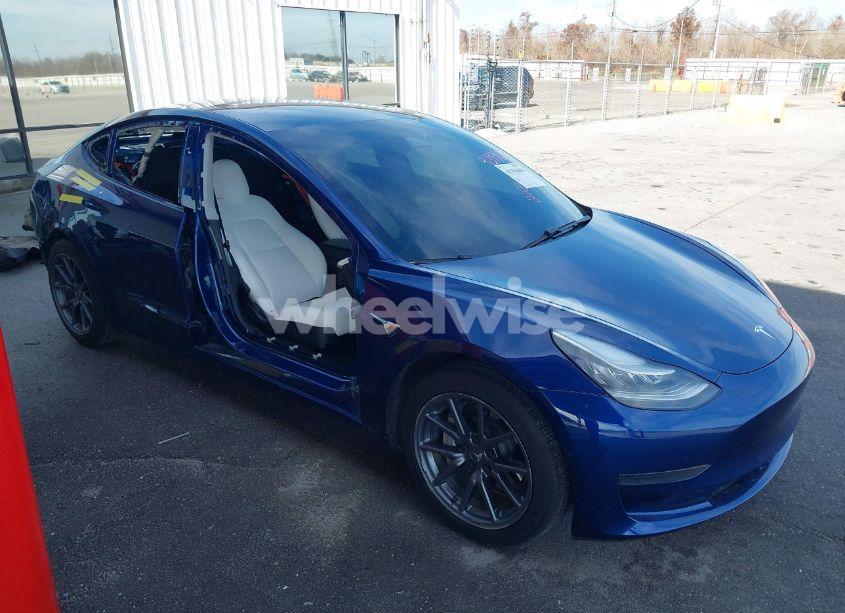 Photo 6 of 2020 Tesla Model 3 STANDARD RANGE PLUS REAR-WHEEL DRIVE/STANDARD RANGE REAR-WHEEL DRIVE (VIN 5YJ3E1EA1LF785849)