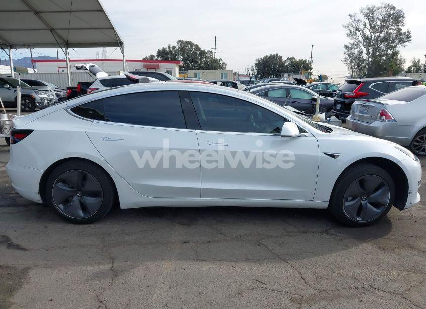 Photo 13 of 2020 Tesla Model 3 STANDARD RANGE PLUS REAR-WHEEL DRIVE/STANDARD RANGE REAR-WHEEL DRIVE (VIN 5YJ3E1EA1LF799718)