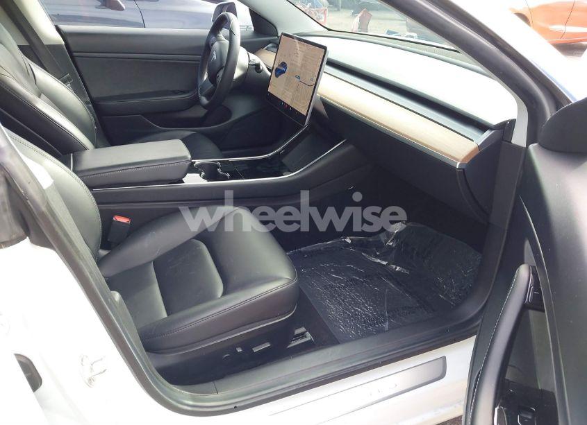 Photo 5 of 2020 Tesla Model 3 STANDARD RANGE PLUS REAR-WHEEL DRIVE/STANDARD RANGE REAR-WHEEL DRIVE (VIN 5YJ3E1EA1LF799718)