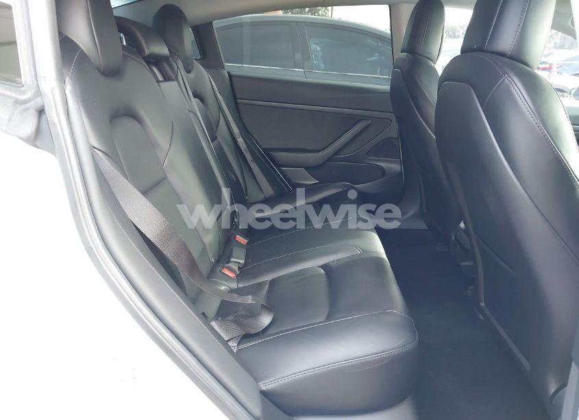 Photo 8 of 2020 Tesla Model 3 STANDARD RANGE PLUS REAR-WHEEL DRIVE/STANDARD RANGE REAR-WHEEL DRIVE (VIN 5YJ3E1EA1LF799718)
