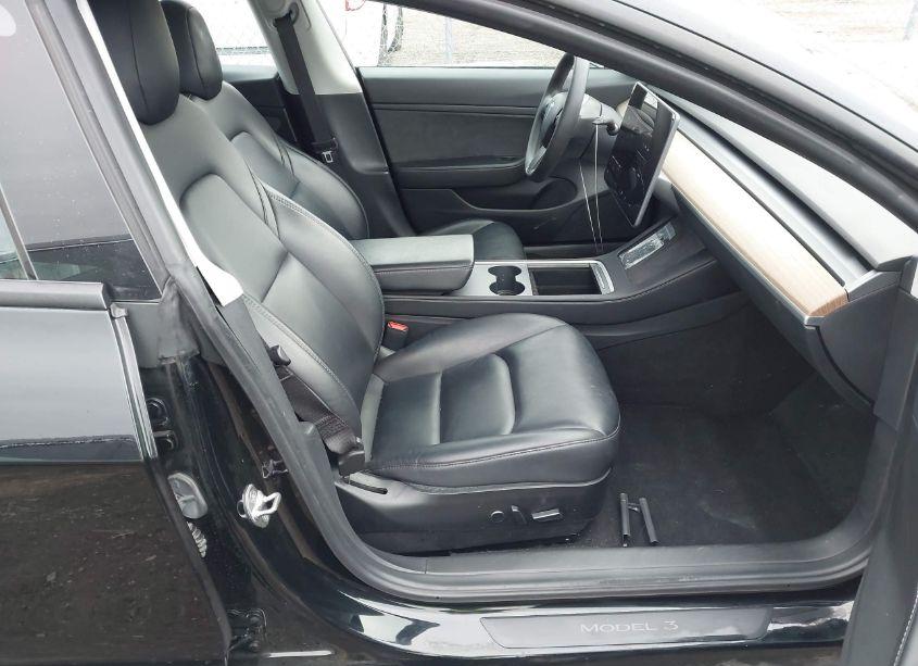 Photo 5 of 2021 Tesla Model 3 STANDARD RANGE PLUS REAR-WHEEL DRIVE (VIN 5YJ3E1EA1MF859319)