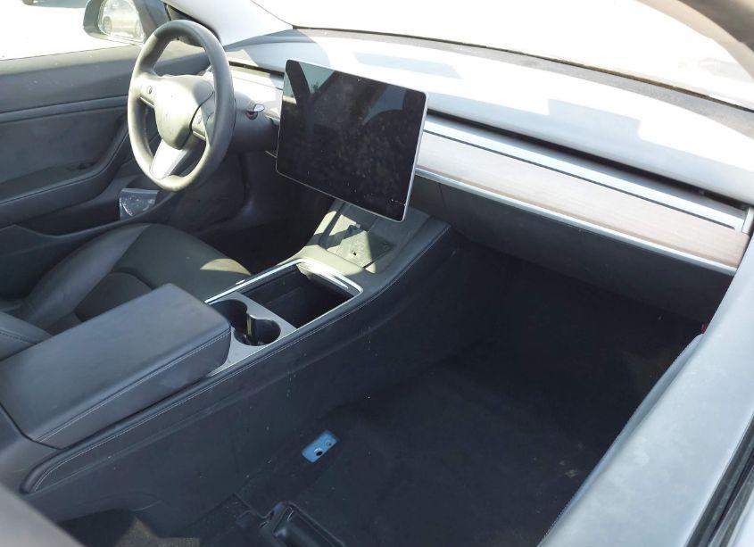 Photo 5 of 2021 Tesla Model 3 STANDARD RANGE PLUS REAR-WHEEL DRIVE (VIN 5YJ3E1EA1MF921513)