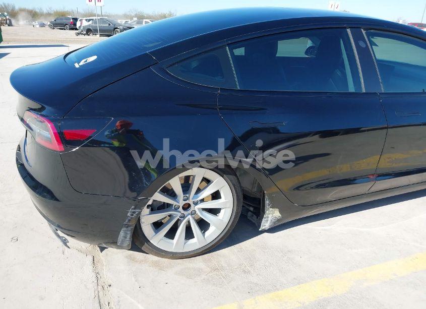 Photo 21 of 2022 Tesla Model 3 REAR-WHEEL DRIVE (VIN 5YJ3E1EA1NF188638)