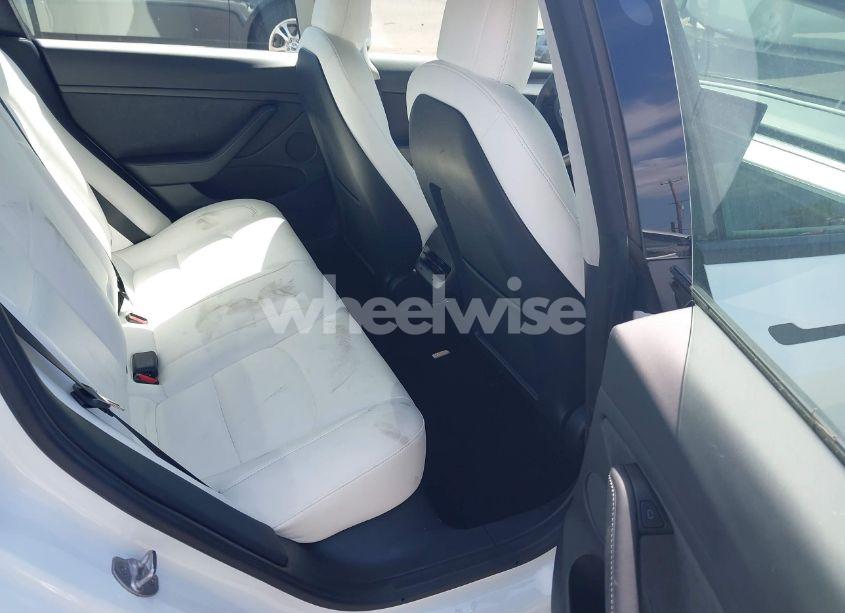 Photo 8 of 2022 Tesla Model 3 REAR-WHEEL DRIVE (VIN 5YJ3E1EA1NF241533)