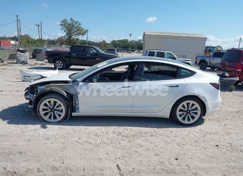Photo 15 of 2022 Tesla Model 3 REAR-WHEEL DRIVE (VIN 5YJ3E1EA1NF326839)