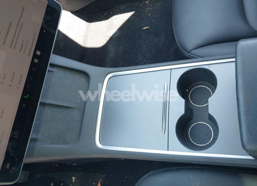 Photo 19 of 2022 Tesla Model 3 REAR-WHEEL DRIVE (VIN 5YJ3E1EA1NF326839)