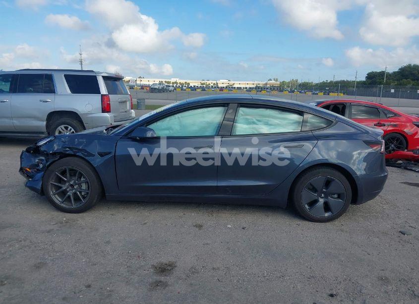 Photo 15 of 2022 Tesla Model 3 REAR-WHEEL DRIVE (VIN 5YJ3E1EA1NF338196)