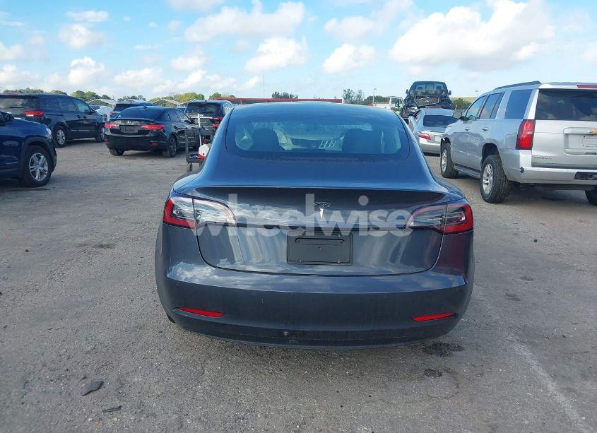 Photo 17 of 2022 Tesla Model 3 REAR-WHEEL DRIVE (VIN 5YJ3E1EA1NF338196)