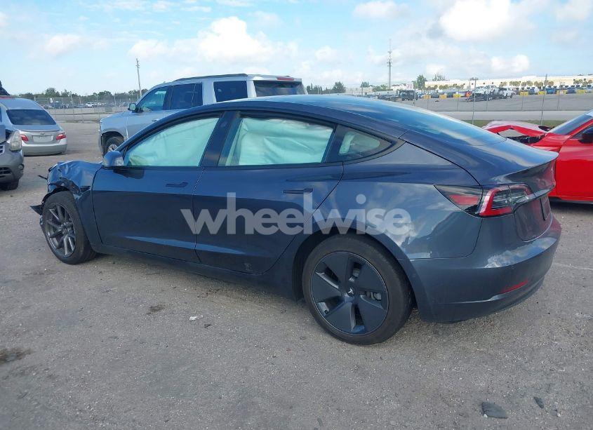 Photo 3 of 2022 Tesla Model 3 REAR-WHEEL DRIVE (VIN 5YJ3E1EA1NF338196)