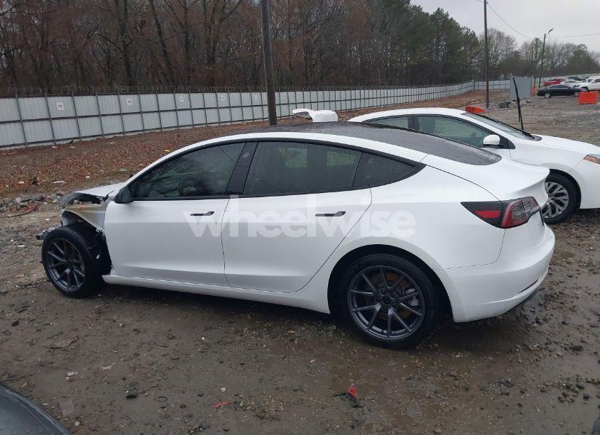 Photo 15 of 2023 Tesla Model 3 REAR-WHEEL DRIVE (VIN 5YJ3E1EA1PF607395)