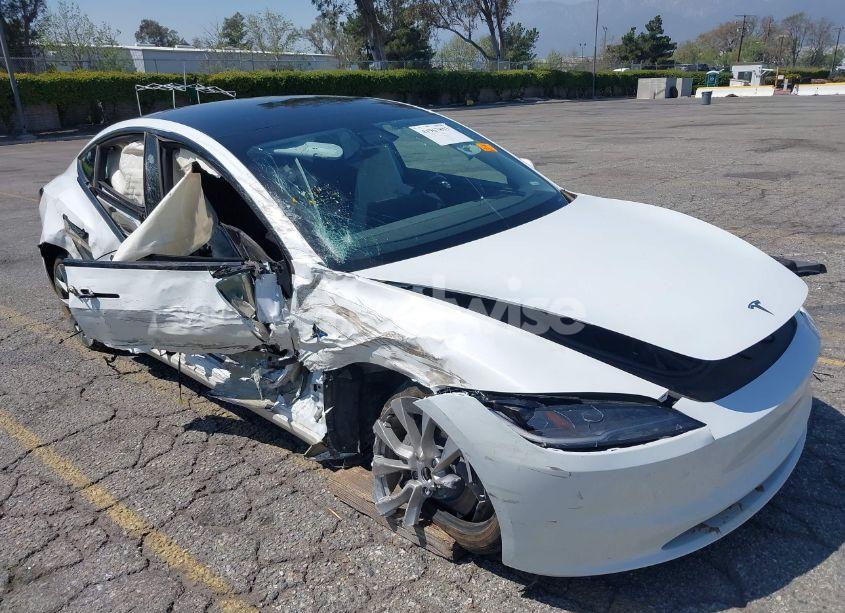 2025 Tesla Model 3 LONG RANGE REAR-WHEEL DRIVE (VIN 5YJ3E1EA1SF876795) main photo