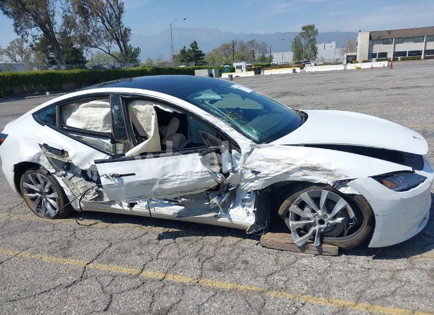 Photo 6 of 2025 Tesla Model 3 LONG RANGE REAR-WHEEL DRIVE (VIN 5YJ3E1EA1SF876795)