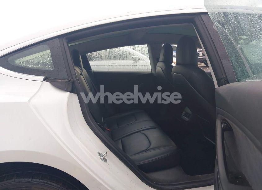 Photo 8 of 2018 Tesla Model 3 LONG RANGE/MID RANGE (VIN 5YJ3E1EA2JF006519)