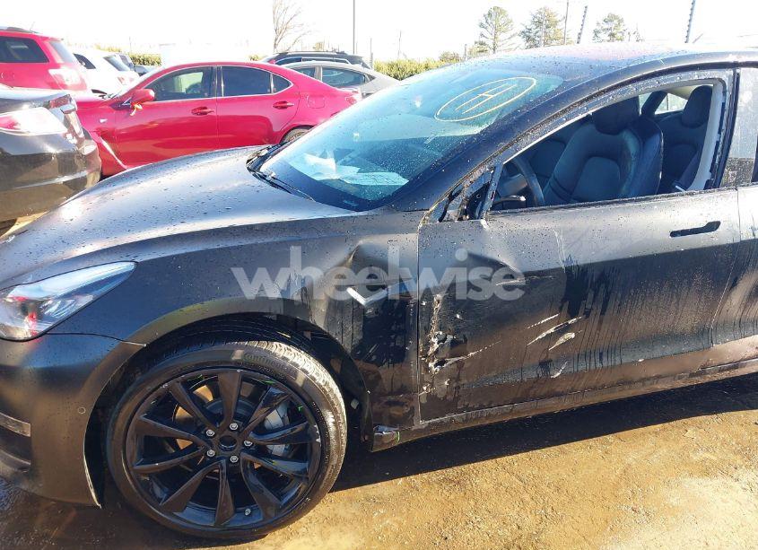 Photo 6 of 2018 Tesla Model 3 LONG RANGE/MID RANGE (VIN 5YJ3E1EA2JF009324)