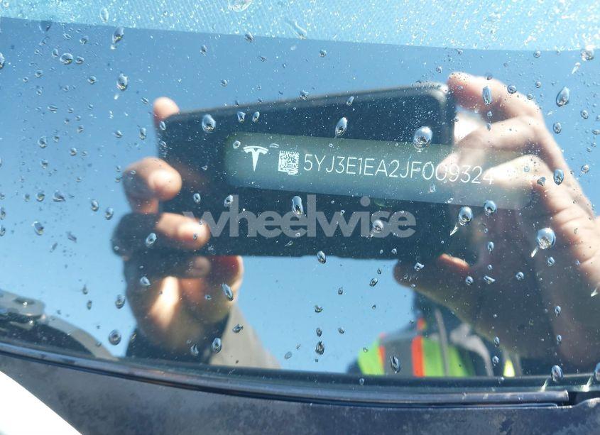 Photo 9 of 2018 Tesla Model 3 LONG RANGE/MID RANGE (VIN 5YJ3E1EA2JF009324)