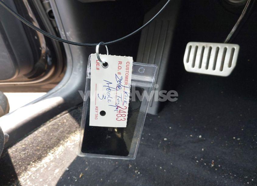 Photo 11 of 2018 Tesla Model 3 LONG RANGE/MID RANGE (VIN 5YJ3E1EA2JF021098)