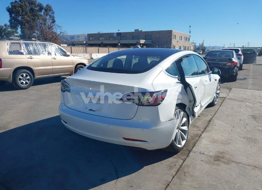 Photo 4 of 2018 Tesla Model 3 LONG RANGE/MID RANGE (VIN 5YJ3E1EA2JF047295)