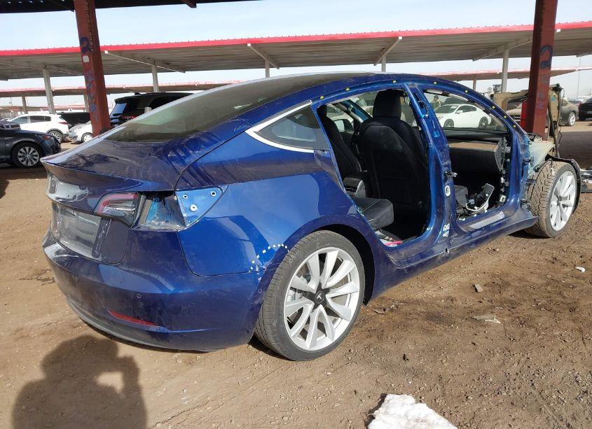 Photo 4 of 2018 Tesla Model 3 (VIN 5YJ3E1EA2JF075999)