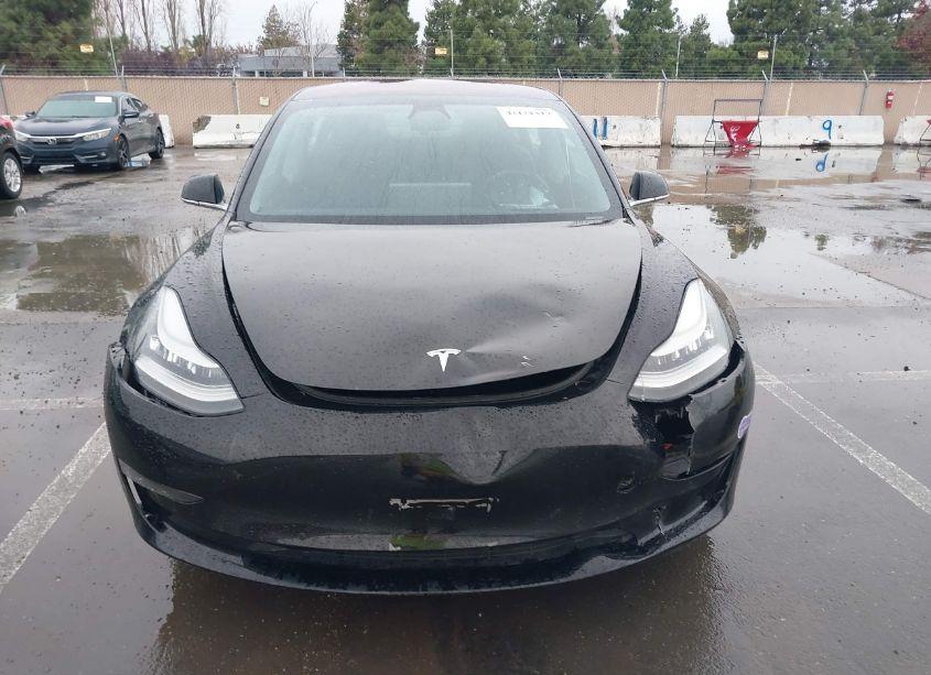 Photo 12 of 2018 Tesla Model 3 LONG RANGE/MID RANGE (VIN 5YJ3E1EA2JF152077)