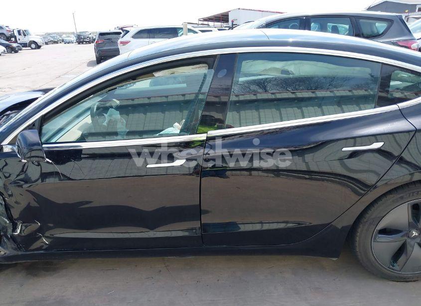 Photo 15 of 2018 Tesla Model 3 (VIN 5YJ3E1EA2JF152709)