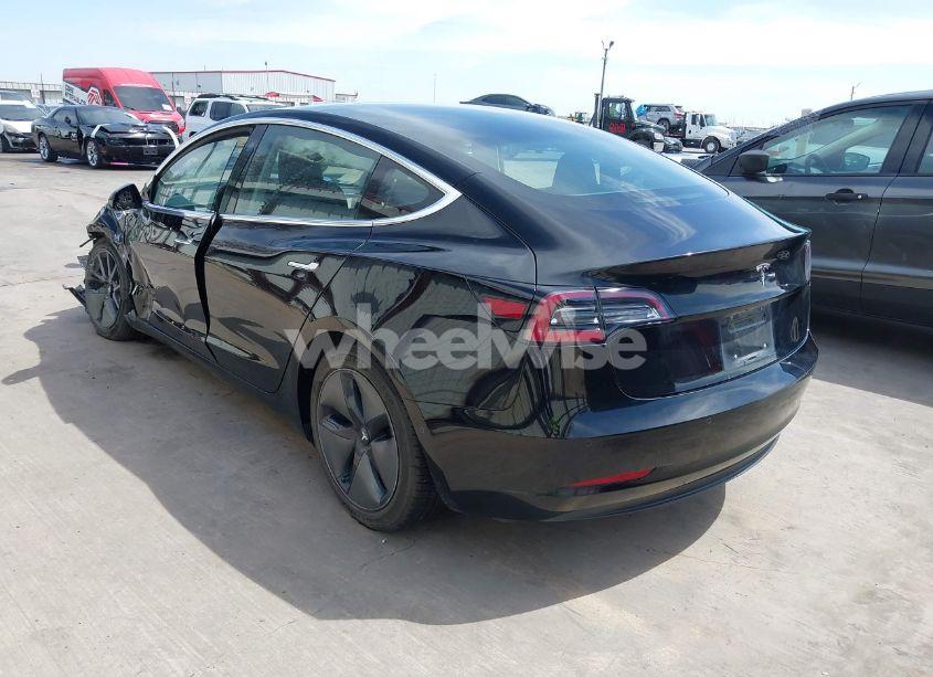 Photo 3 of 2018 Tesla Model 3 (VIN 5YJ3E1EA2JF152709)