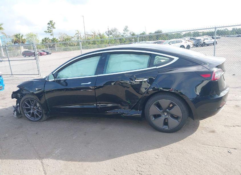 Photo 14 of 2020 Tesla Model 3 STANDARD RANGE PLUS REAR-WHEEL DRIVE/STANDARD RANGE REAR-WHEEL DRIVE (VIN 5YJ3E1EA2LF738104)