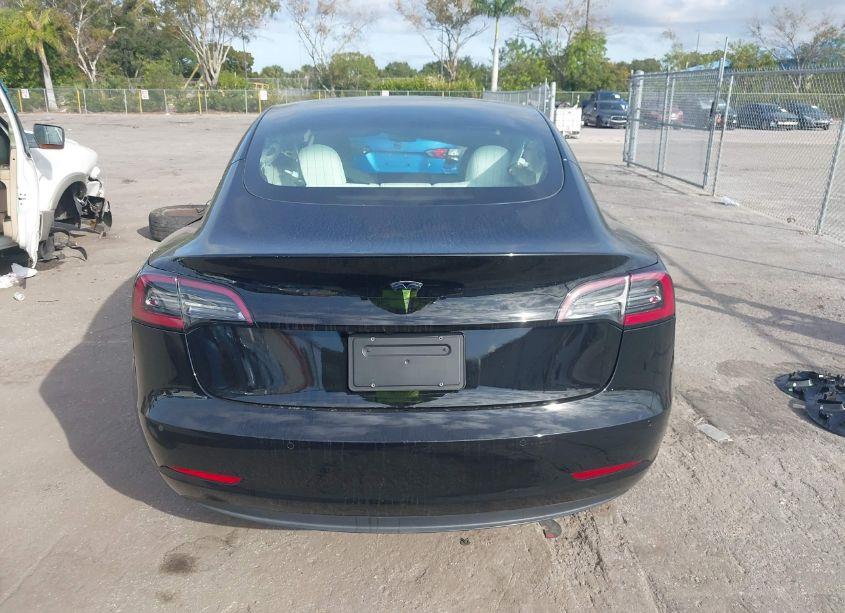 Photo 16 of 2020 Tesla Model 3 STANDARD RANGE PLUS REAR-WHEEL DRIVE/STANDARD RANGE REAR-WHEEL DRIVE (VIN 5YJ3E1EA2LF738104)
