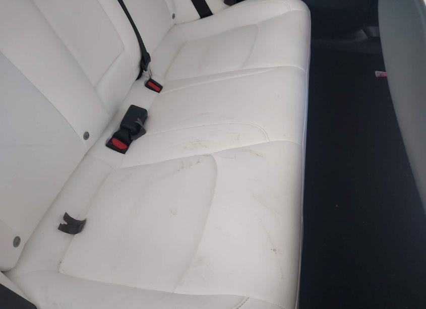 Photo 8 of 2020 Tesla Model 3 STANDARD RANGE PLUS REAR-WHEEL DRIVE/STANDARD RANGE REAR-WHEEL DRIVE (VIN 5YJ3E1EA2LF738104)