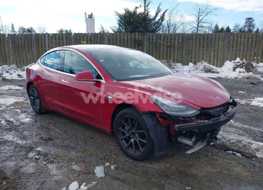 2020 Tesla Model 3 STANDARD RANGE PLUS REAR-WHEEL DRIVE/STANDARD RANGE REAR-WHEEL DRIVE (VIN 5YJ3E1EA2LF796875) main photo
