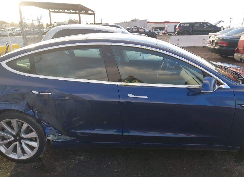 Photo 13 of 2020 Tesla Model 3 STANDARD RANGE PLUS REAR-WHEEL DRIVE/STANDARD RANGE REAR-WHEEL DRIVE (VIN 5YJ3E1EA2LF807941)