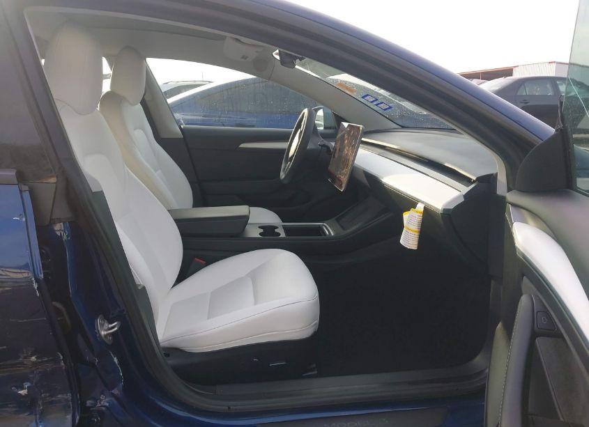Photo 5 of 2021 Tesla Model 3 STANDARD RANGE PLUS REAR-WHEEL DRIVE (VIN 5YJ3E1EA2MF092676)