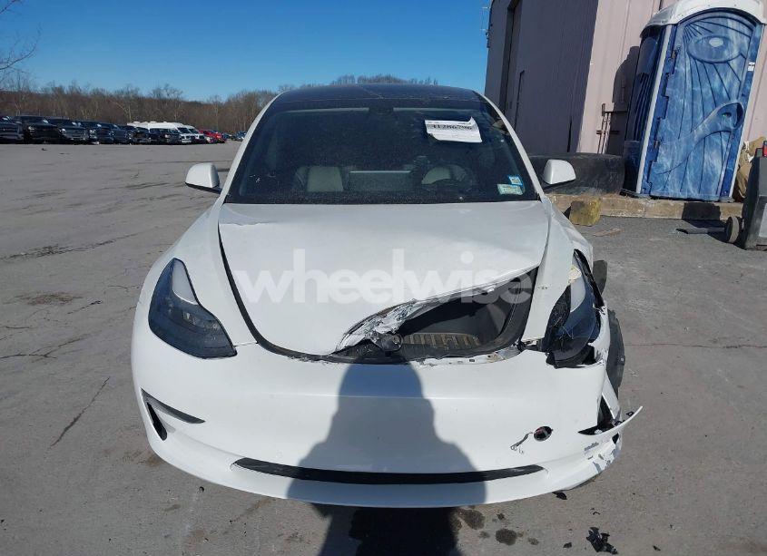 Photo 12 of 2022 Tesla Model 3 REAR-WHEEL DRIVE (VIN 5YJ3E1EA2NF154885)