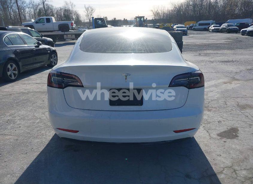 Photo 16 of 2022 Tesla Model 3 REAR-WHEEL DRIVE (VIN 5YJ3E1EA2NF154885)