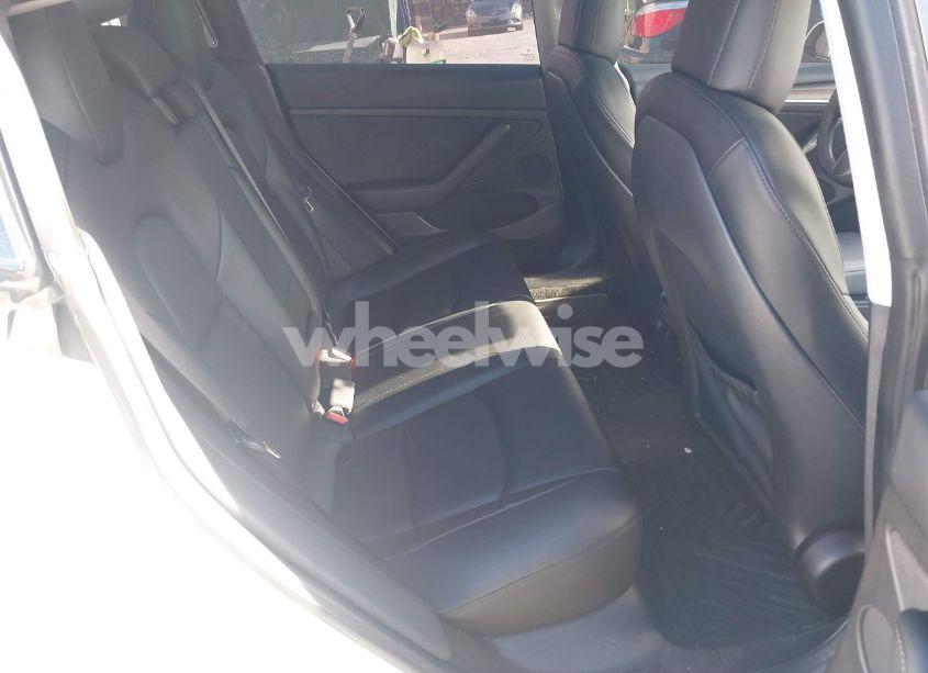 Photo 8 of 2022 Tesla Model 3 REAR-WHEEL DRIVE (VIN 5YJ3E1EA2NF154885)