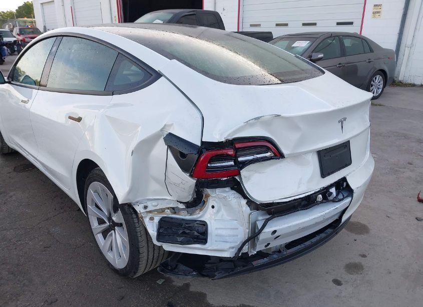 Photo 6 of 2023 Tesla Model 3 REAR-WHEEL DRIVE (VIN 5YJ3E1EA2PF428184)
