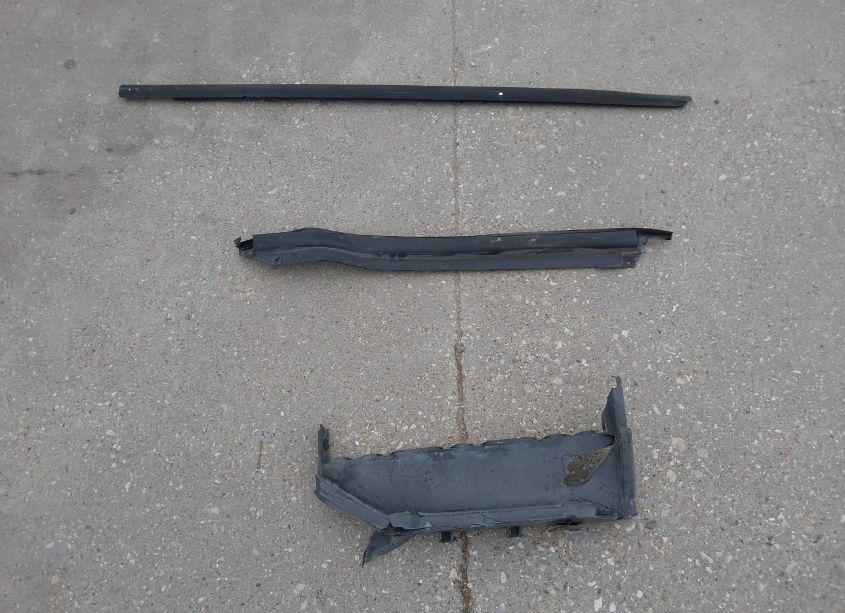 Photo 12 of 2023 Tesla Model 3 REAR-WHEEL DRIVE (VIN 5YJ3E1EA2PF589635)