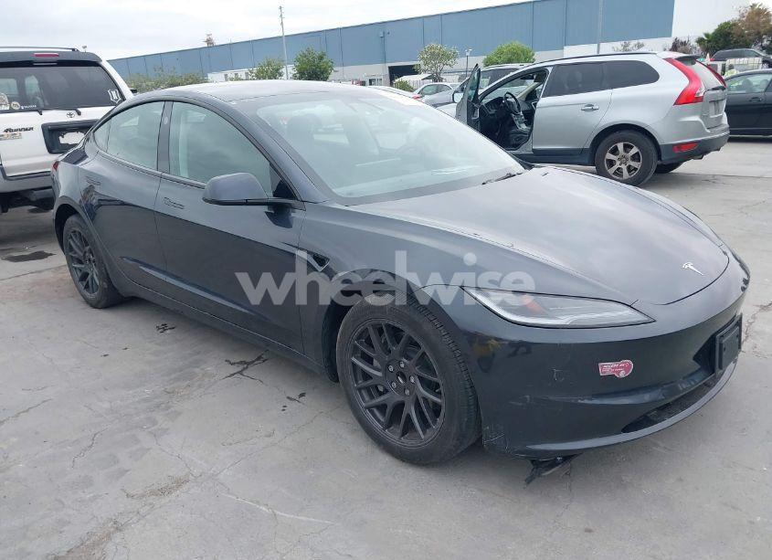 2024 Tesla Model 3 (VIN 5YJ3E1EA2RF784394) main photo