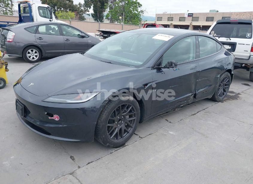 Photo 2 of 2024 Tesla Model 3 (VIN 5YJ3E1EA2RF784394)