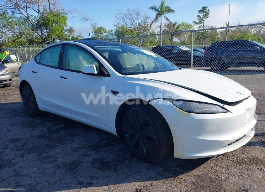 2025 Tesla Model 3 LONG RANGE REAR-WHEEL DRIVE (VIN 5YJ3E1EA2SF888390) main photo