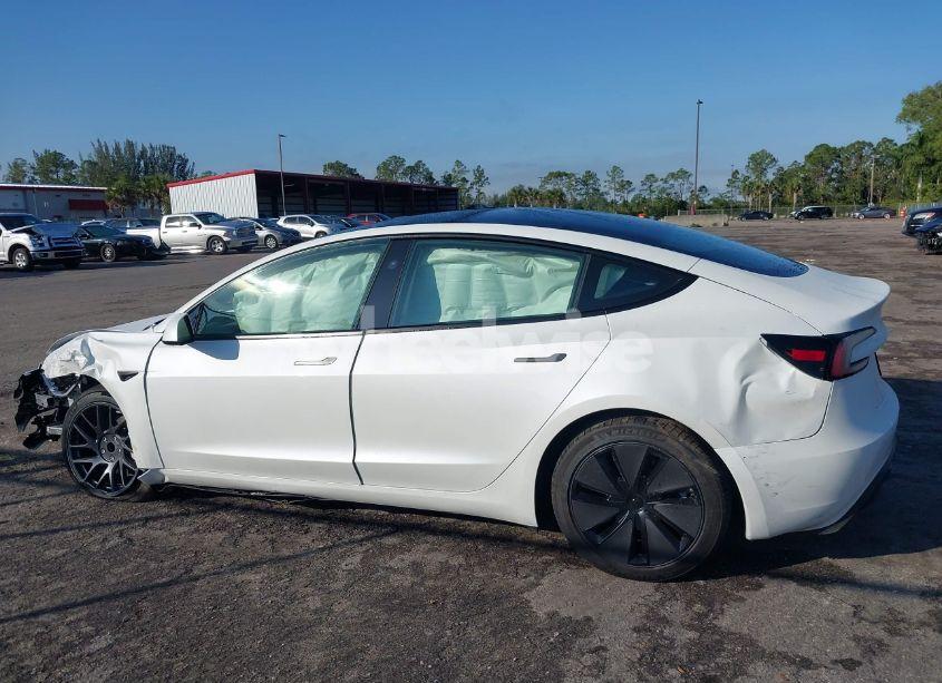 Photo 13 of 2025 Tesla Model 3 LONG RANGE REAR-WHEEL DRIVE (VIN 5YJ3E1EA2SF888390)