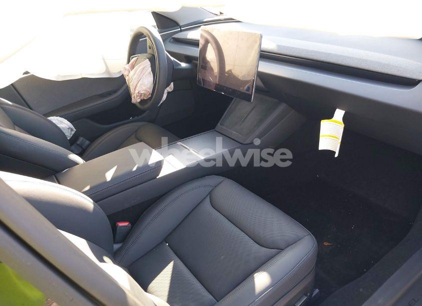 Photo 5 of 2025 Tesla Model 3 LONG RANGE REAR-WHEEL DRIVE (VIN 5YJ3E1EA2SF888390)