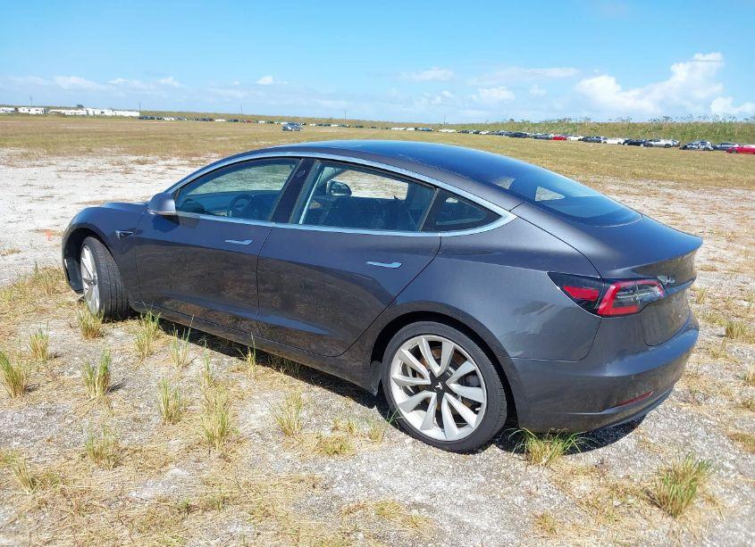 Photo 3 of 2018 Tesla Model 3 LONG RANGE/MID RANGE (VIN 5YJ3E1EA3JF024219)