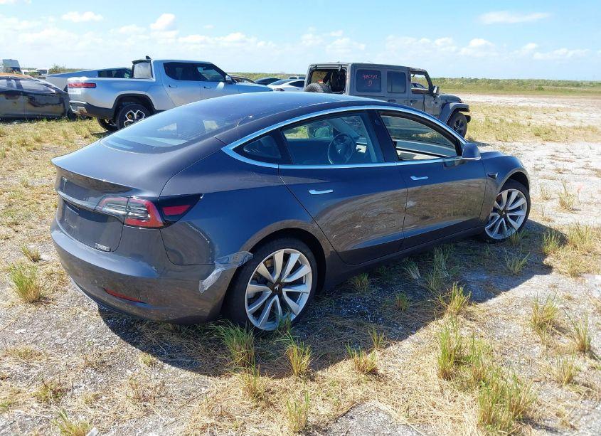 Photo 4 of 2018 Tesla Model 3 LONG RANGE/MID RANGE (VIN 5YJ3E1EA3JF024219)