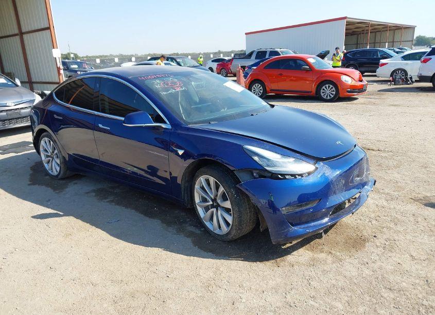 2018 Tesla Model 3 LONG RANGE/MID RANGE (VIN 5YJ3E1EA3JF049721) main photo