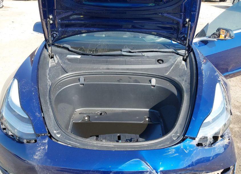 Photo 10 of 2018 Tesla Model 3 LONG RANGE/MID RANGE (VIN 5YJ3E1EA3JF049721)