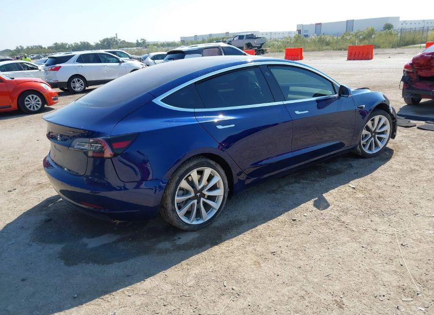 Photo 4 of 2018 Tesla Model 3 LONG RANGE/MID RANGE (VIN 5YJ3E1EA3JF049721)