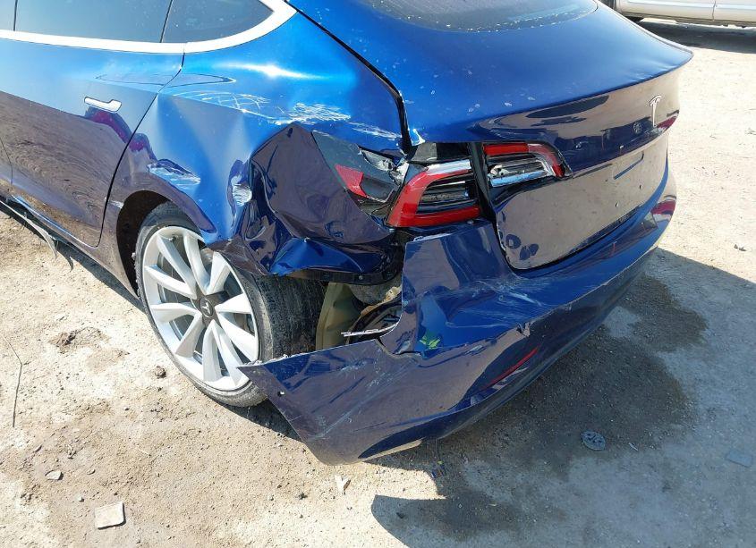 Photo 6 of 2018 Tesla Model 3 LONG RANGE/MID RANGE (VIN 5YJ3E1EA3JF049721)