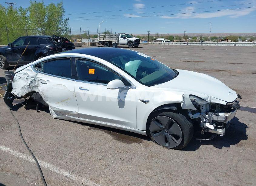 Photo 12 of 2018 Tesla Model 3 LONG RANGE/MID RANGE (VIN 5YJ3E1EA3JF057527)