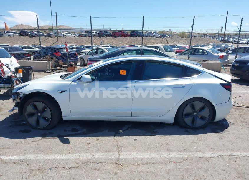 Photo 13 of 2018 Tesla Model 3 LONG RANGE/MID RANGE (VIN 5YJ3E1EA3JF057527)