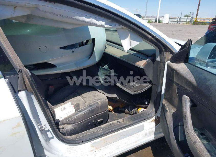 Photo 5 of 2018 Tesla Model 3 LONG RANGE/MID RANGE (VIN 5YJ3E1EA3JF057527)